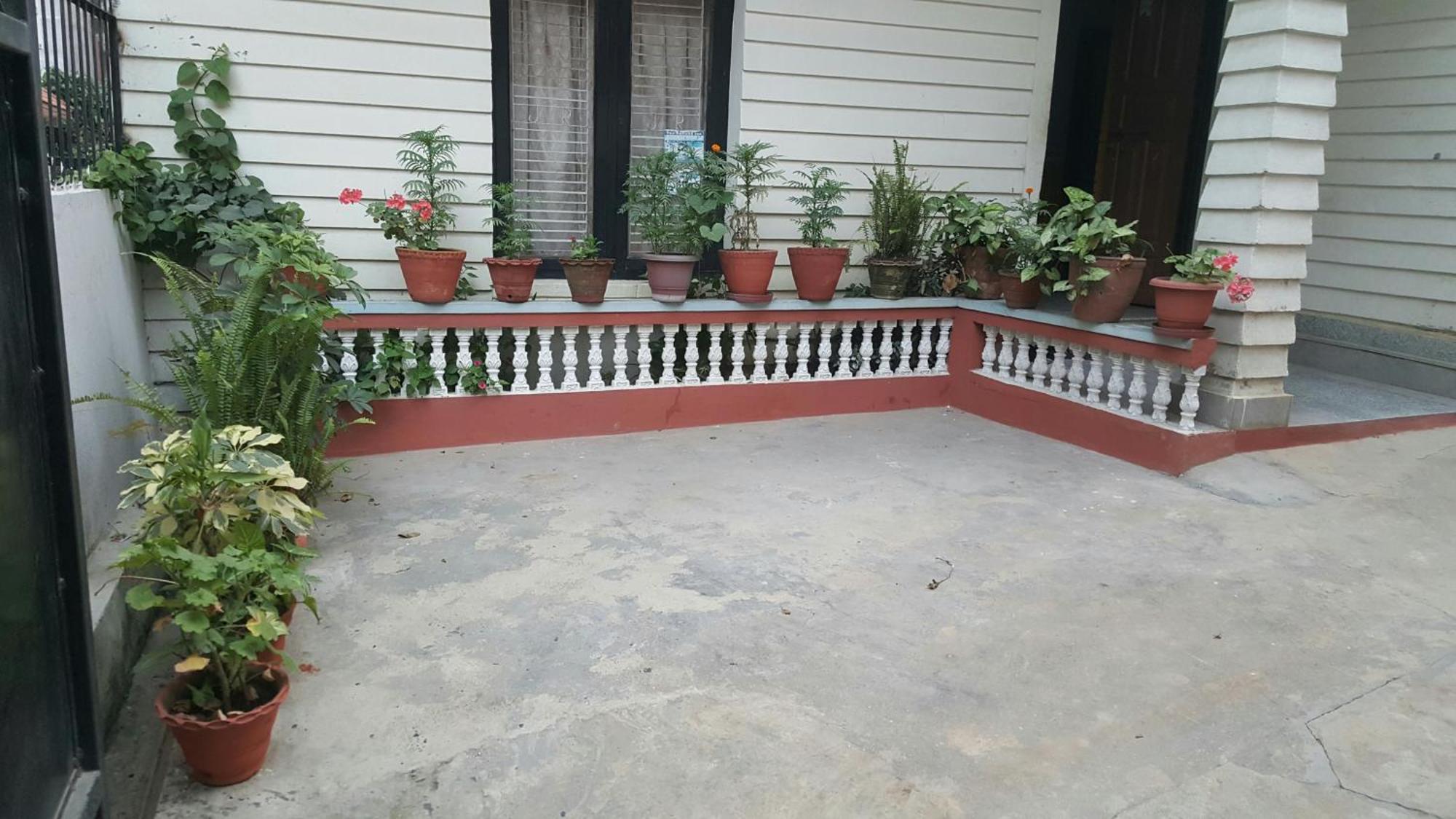Bnb Royal Tourist House Kathmandu Exterior photo